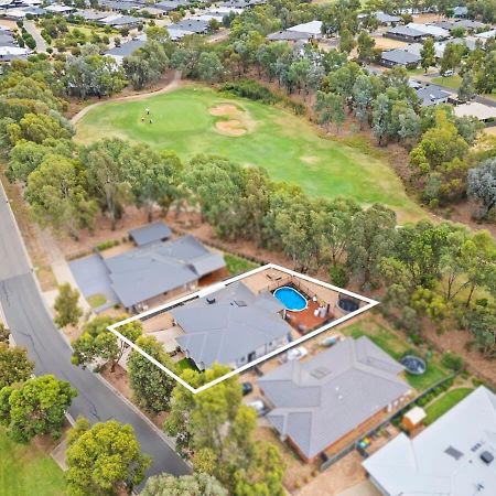 Golfers Escape On The Black Bull Villa Yarrawonga Exterior photo